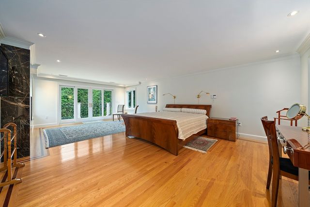 73 Countryside Road, Newton, MA 02459