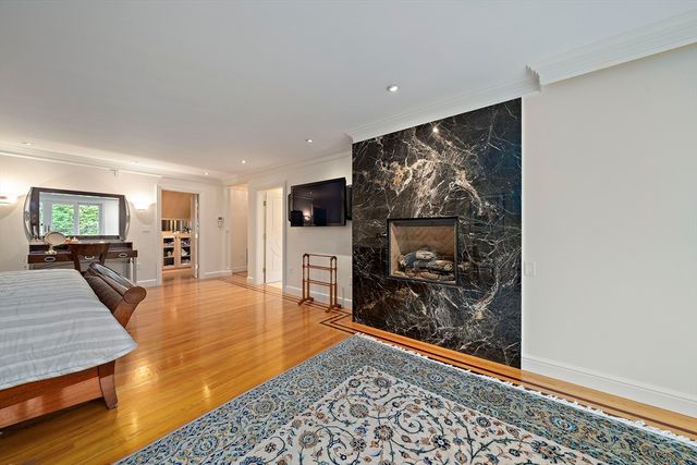 73 Countryside Road, Newton, MA 02459