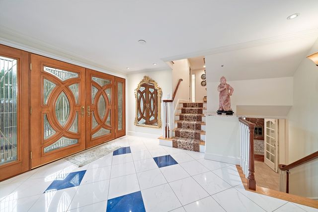 73 Countryside Road, Newton, MA 02459