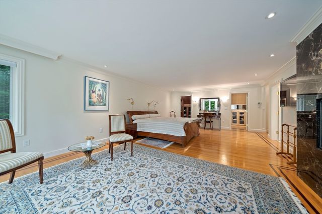 73 Countryside Road, Newton, MA 02459