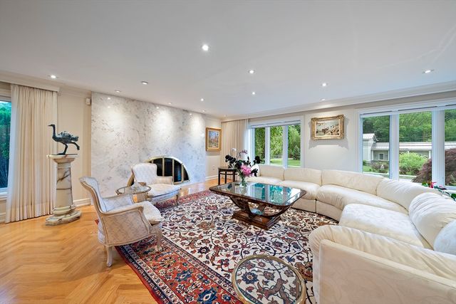 73 Countryside Road, Newton, MA 02459