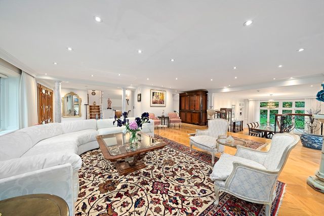 73 Countryside Road, Newton, MA 02459