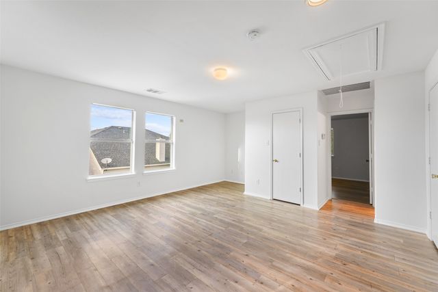 3310 Heavenly Way, Dallas, TX 75237