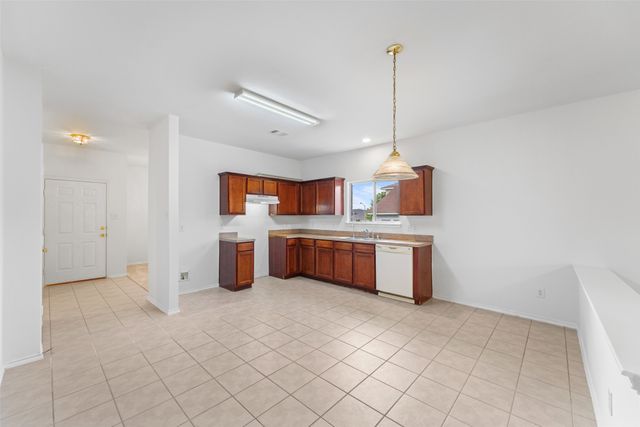 3310 Heavenly Way, Dallas, TX 75237