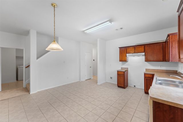 3310 Heavenly Way, Dallas, TX 75237