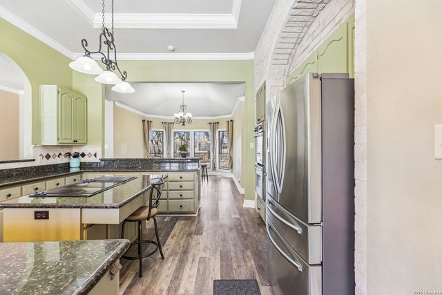 9435 cross mountain, San Antonio, TX 78255