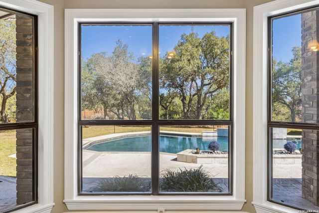 9435 cross mountain, San Antonio, TX 78255