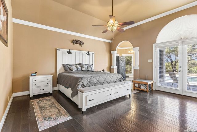 9435 cross mountain, San Antonio, TX 78255