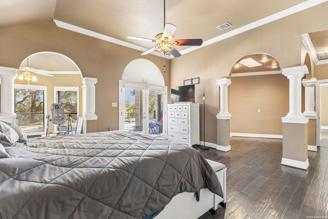 9435 cross mountain, San Antonio, TX 78255