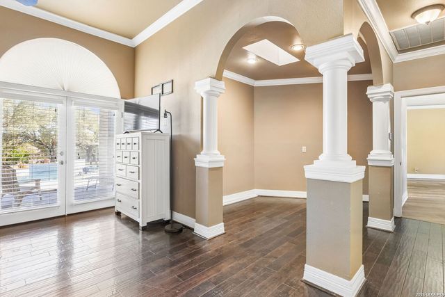 9435 cross mountain, San Antonio, TX 78255