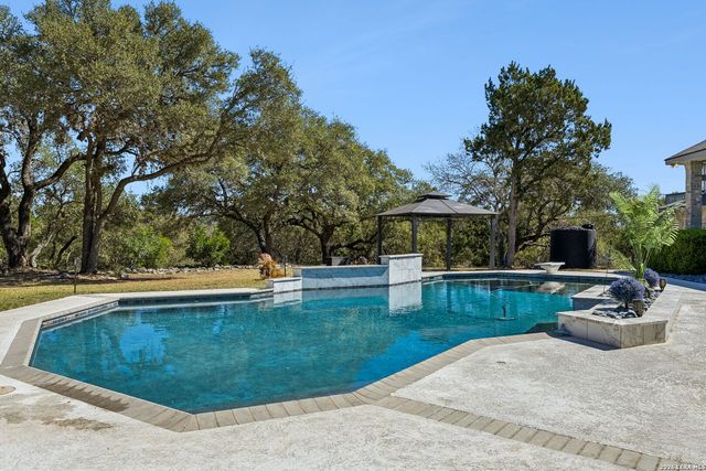 9435 cross mountain, San Antonio, TX 78255