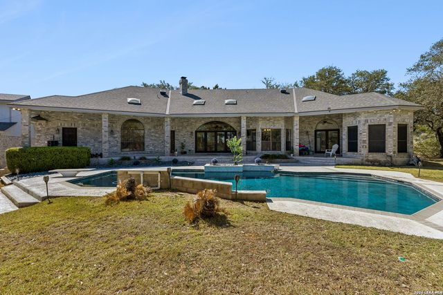 9435 cross mountain, San Antonio, TX 78255