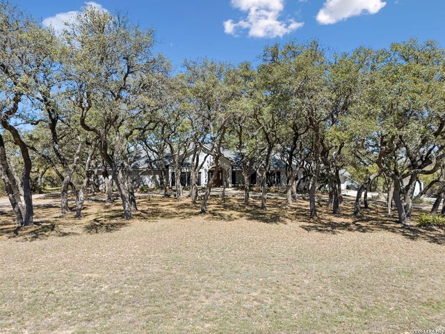 9435 cross mountain, San Antonio, TX 78255