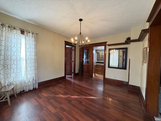 239 E Main Street, Flora, IN 46929