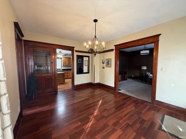 239 E Main Street, Flora, IN 46929