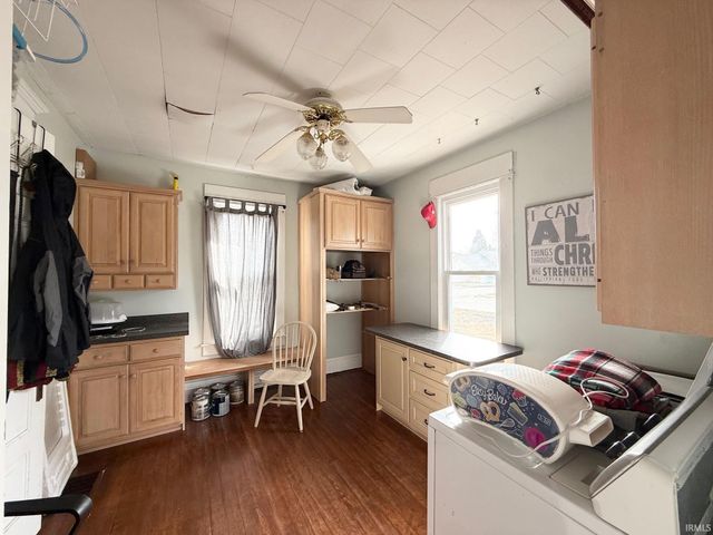 239 E Main Street, Flora, IN 46929