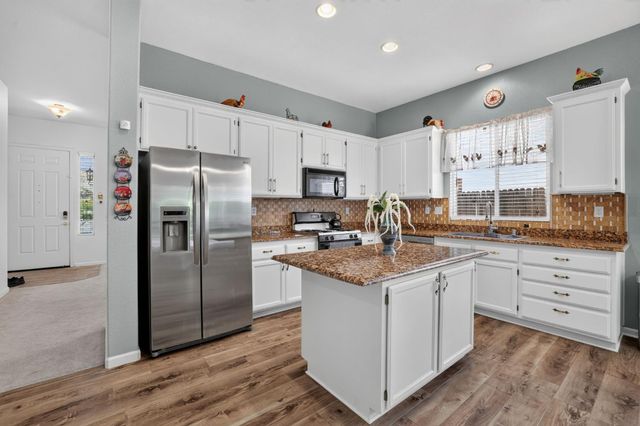 5512 Sienna Hills Way, Antelope, CA 95843