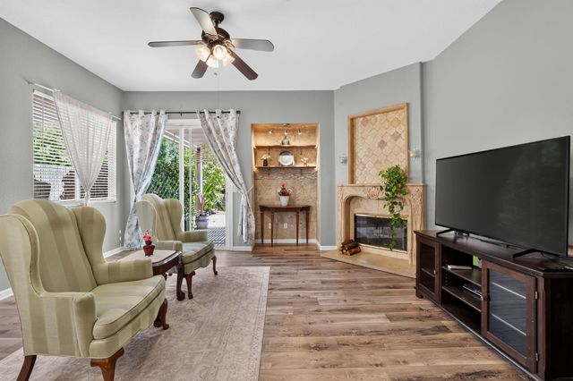 5512 Sienna Hills Way, Antelope, CA 95843
