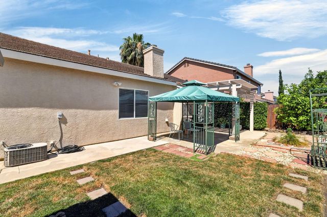 5512 Sienna Hills Way, Antelope, CA 95843