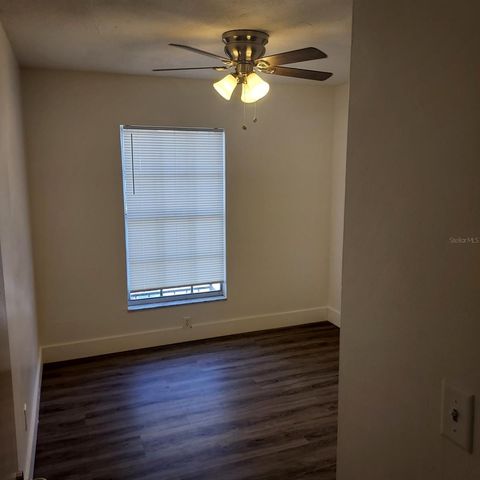 9807 N 52ND STREET, Temple Terrace, FL 33617