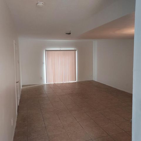 9807 N 52ND STREET, Temple Terrace, FL 33617