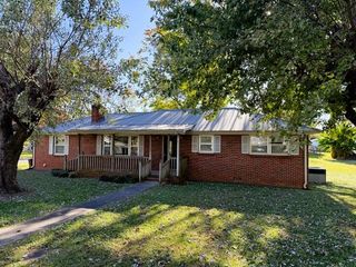 108 Black St, Mcminnville, TN 37110
