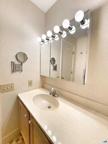 2 Lemon Lane, Ridgefield, CT 06877