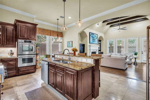 4125 Walnut Glen Place, Dallas, TX 75229
