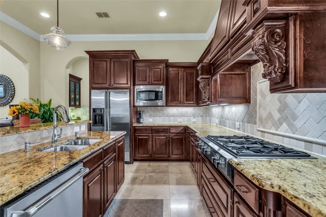 4125 Walnut Glen Place, Dallas, TX 75229