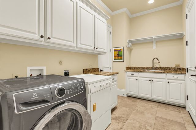 4125 Walnut Glen Place, Dallas, TX 75229