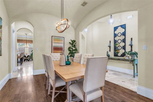 4125 Walnut Glen Place, Dallas, TX 75229