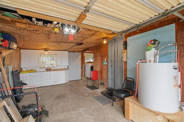 211 30th St, Hoquiam, WA 98550