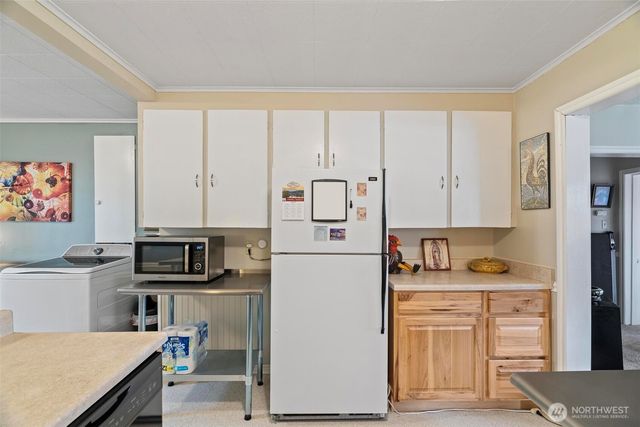 211 30th St, Hoquiam, WA 98550