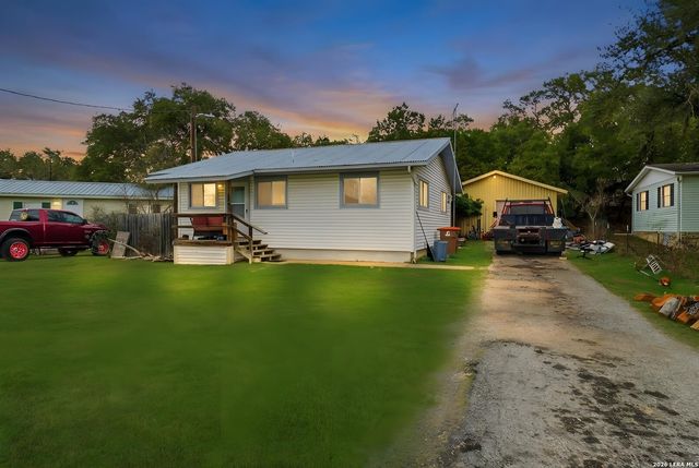 554 Orbit, Canyon Lake, TX 78133