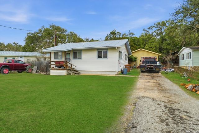 554 Orbit, Canyon Lake, TX 78133