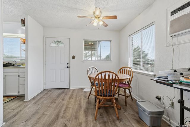 554 Orbit, Canyon Lake, TX 78133