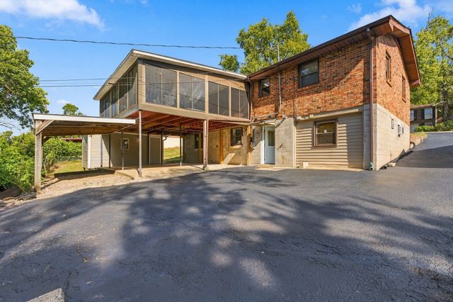 6523 Cougar Dr, Nashville, TN 37209