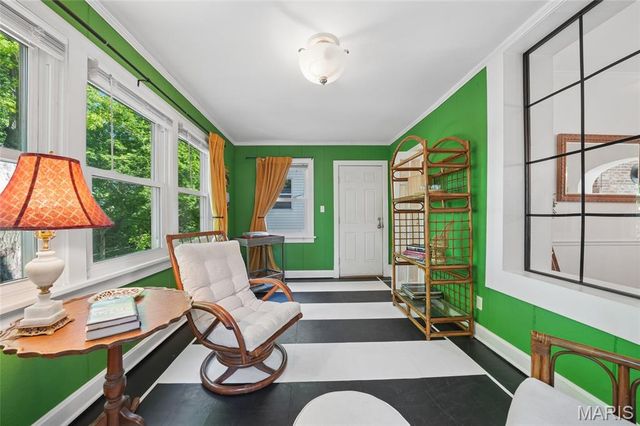 1115 Forest Avenue, St Louis, MO 63139