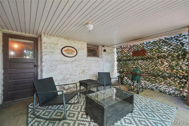 1115 Forest Avenue, St Louis, MO 63139