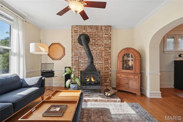 1115 Forest Avenue, St Louis, MO 63139