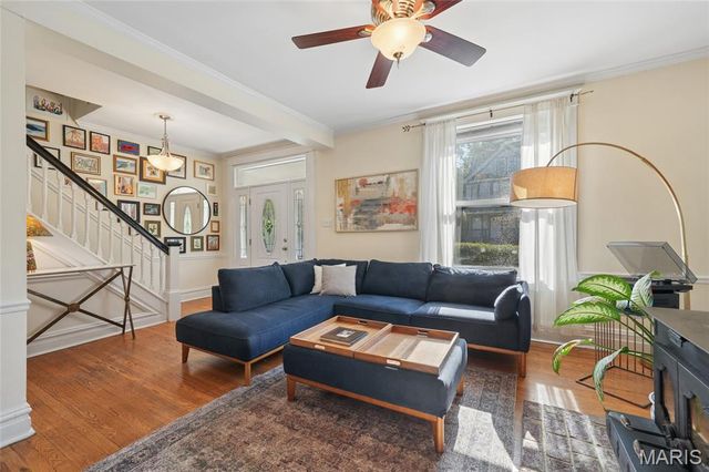 1115 Forest Avenue, St Louis, MO 63139