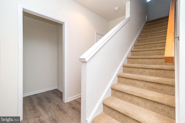 1824 EMERALD DR, Orefield, PA 18069