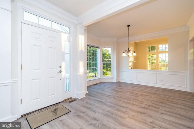 1824 EMERALD DR, Orefield, PA 18069