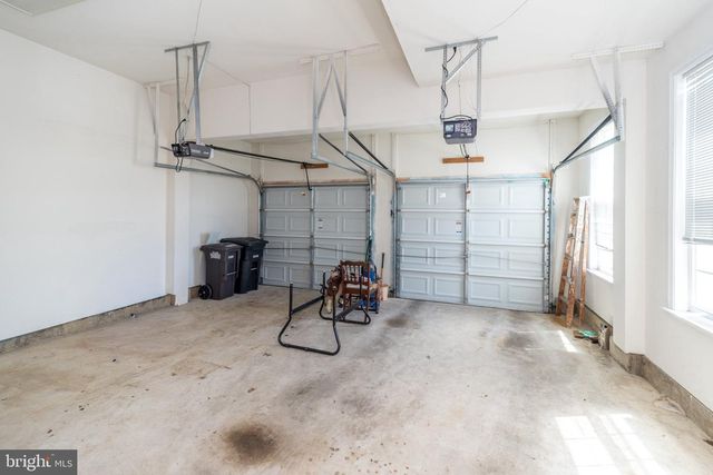 1824 EMERALD DR, Orefield, PA 18069