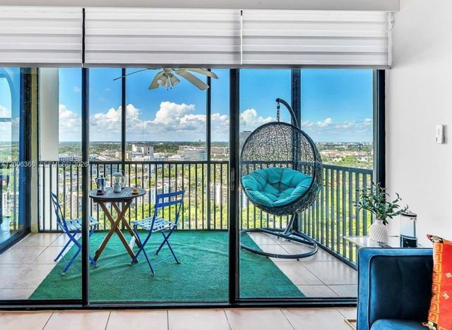20301 W Country Club Drive PH22, Aventura, FL 33180