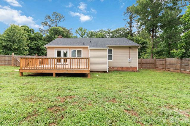 992 Twin Lakes Road, Rock Hill, SC 29732