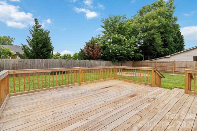 992 Twin Lakes Road, Rock Hill, SC 29732