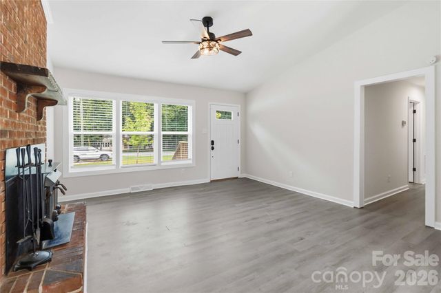 992 Twin Lakes Road, Rock Hill, SC 29732