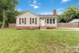 992 Twin Lakes Road, Rock Hill, SC 29732