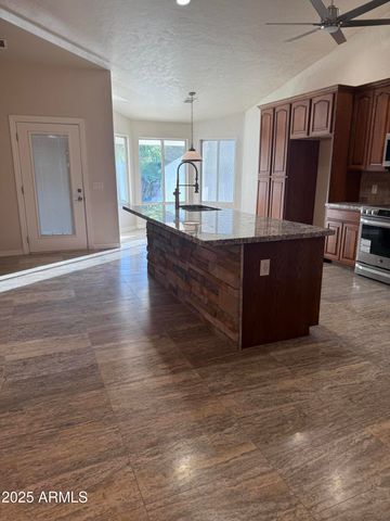 1247 E SUNSET Drive, Casa Grande, AZ 85122